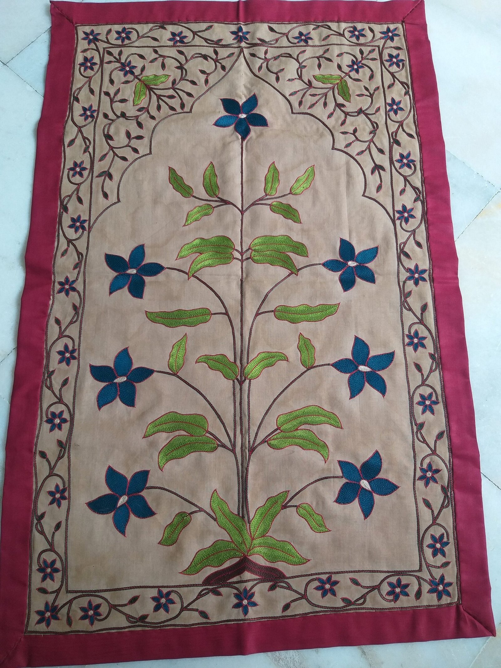 Handmade Embroidery Wallhanging Mughal Flower , Silk Wallhanging , Home Decor