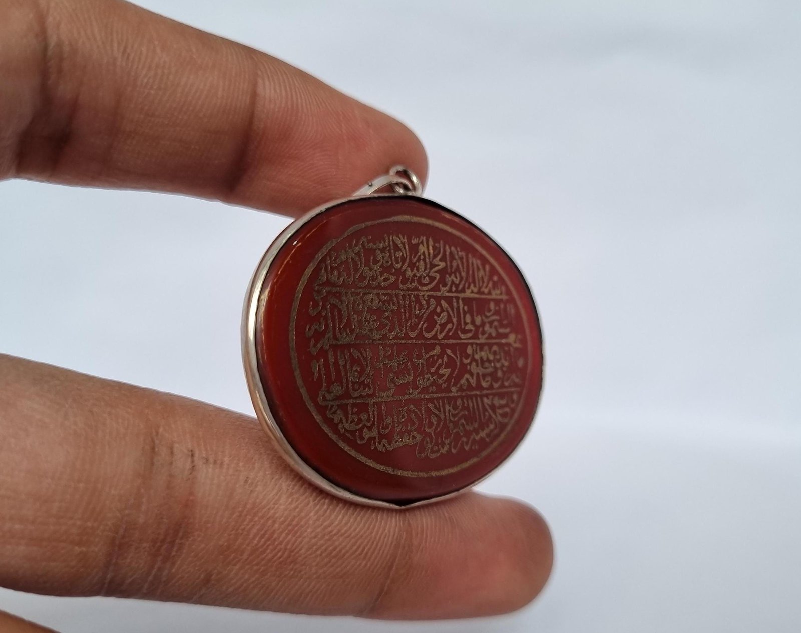 Islamic aqeek(agate) pendant with ayat ul kursi engraved, Unique Islamic Agate pendant , Yemeni Aqeeq Pendant, Red Yemeni Aqeeq - Agate . - Image 7