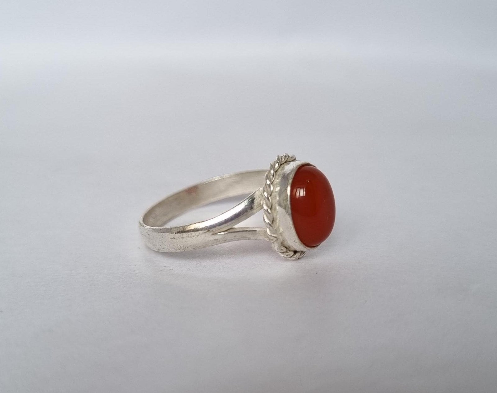 Natural Red Aqeeq (Agate) Ring, Aqeeq Ring ,Red Agate Ring, Yemeni Aqeeq Ring,aqeek Ring,Islamic Aqeeq Ring,Aqeeq Jewelry,Everyday wear Ring - Image 4