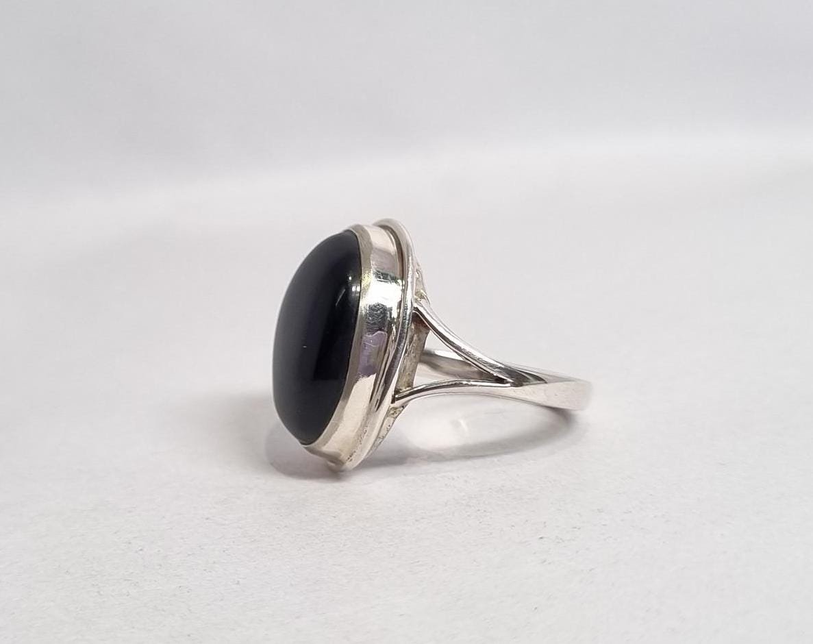 Natural Black Aqeeq (Agate) Ring , Black Agate Ring, Silver Aqeeq Ring , Handmade Silver Ring, Black Aqeeq Ring, aqeeq ring, rings for gift - Image 3