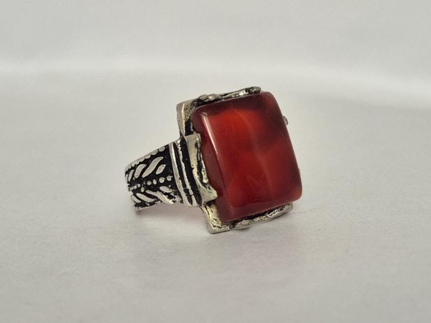 Natural Red Aqeeq (Agate) Ring, Aqeeq Ring ,Red Agate Ring, Yemeni Aqeeq Ring,aqeek Ring,Islamic Aqeeq Ring,Aqeeq Jewelry,Everyday wear Ring