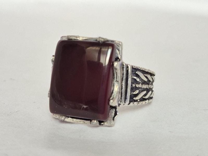 Natural Red Aqeeq (Agate) Ring, Aqeeq Ring ,Red Agate Ring, Yemeni Aqeeq Ring,aqeek Ring,Islamic Aqeeq Ring,Aqeeq Jewelry,Everyday wear Ring - Image 4