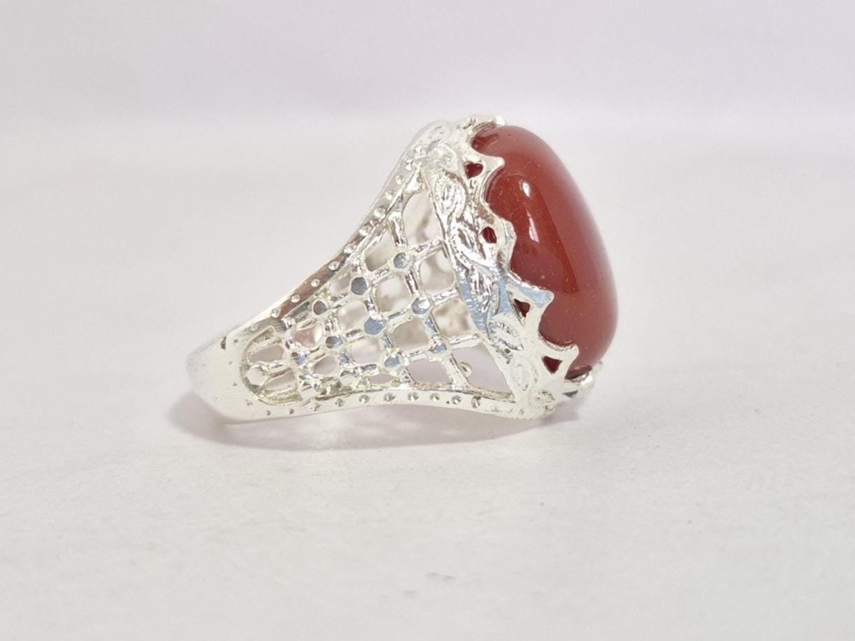 Natural Red Aqeeq (Agate) Ring, Aqeeq Ring ,Red Agate Ring, Yemeni Aqeeq Ring,aqeek Ring,Islamic Aqeeq Ring,Aqeeq Jewelry,Everyday wear Ring - Image 3