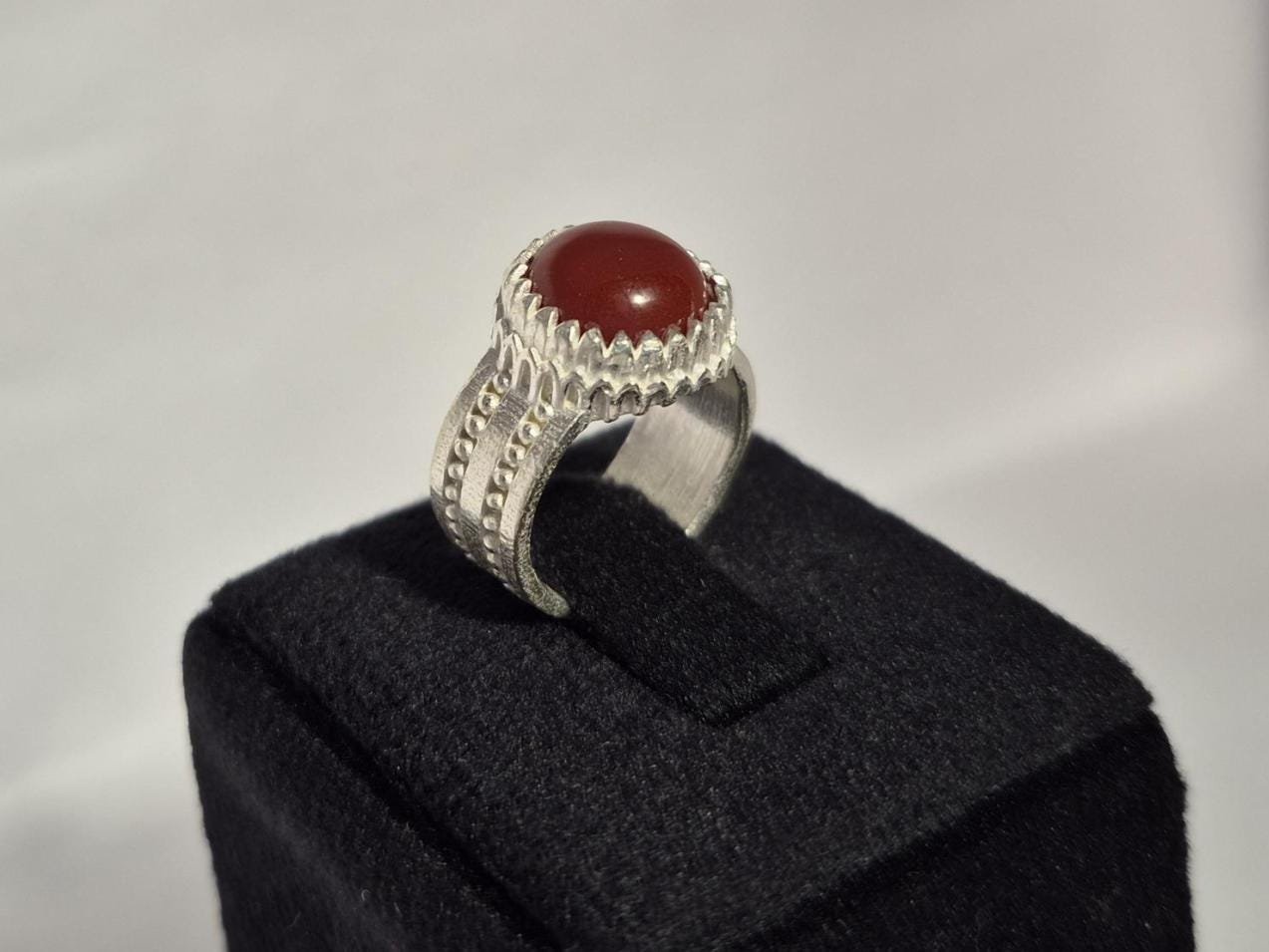 Natural Red Aqeeq (Agate) Ring, Aqeeq Ring ,Red Agate Ring, Yemeni Aqeeq Ring,aqeek Ring,Islamic Aqeeq Ring,Aqeeq Jewelry,Everyday wear Ring