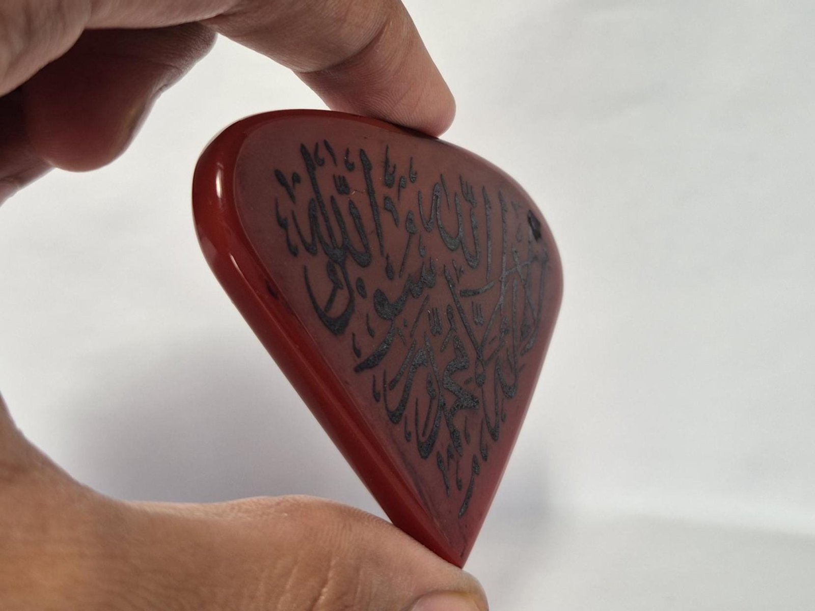 Islamic Aqeeq (Agate) Pendant, Red Aqeeq pendant,Islamic Calligraphy Engraved pendant, Islamic Necklace, Muslim Jewellery, kalima Engraved - Image 2