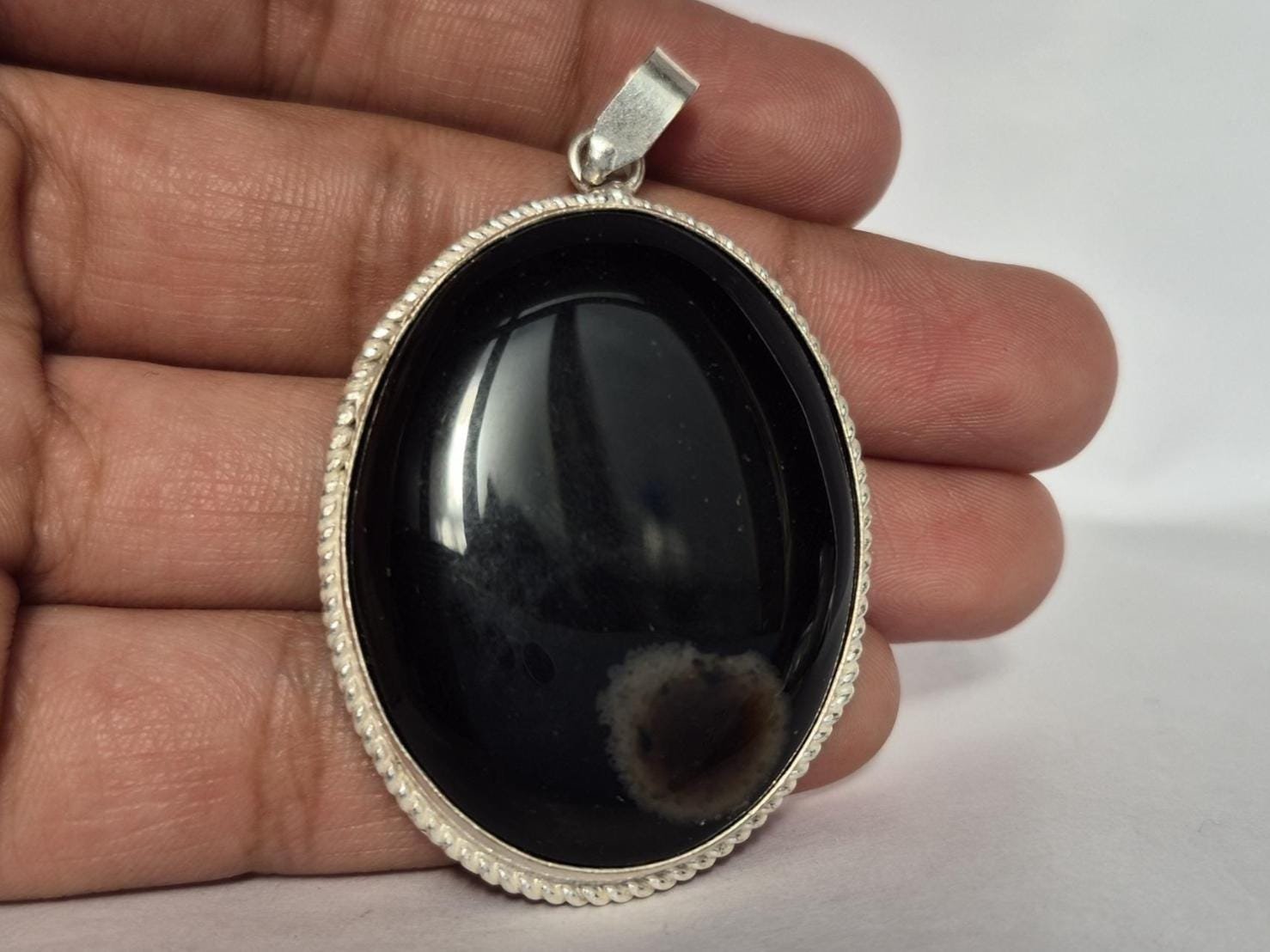 Natural Black Agate Pendant, Black Aqeeq , Gift for her ,Suleimani Aqeeq Pendant, Black Gemstone pendant, Black Aqeeq pendant,casual jewelry - Image 3