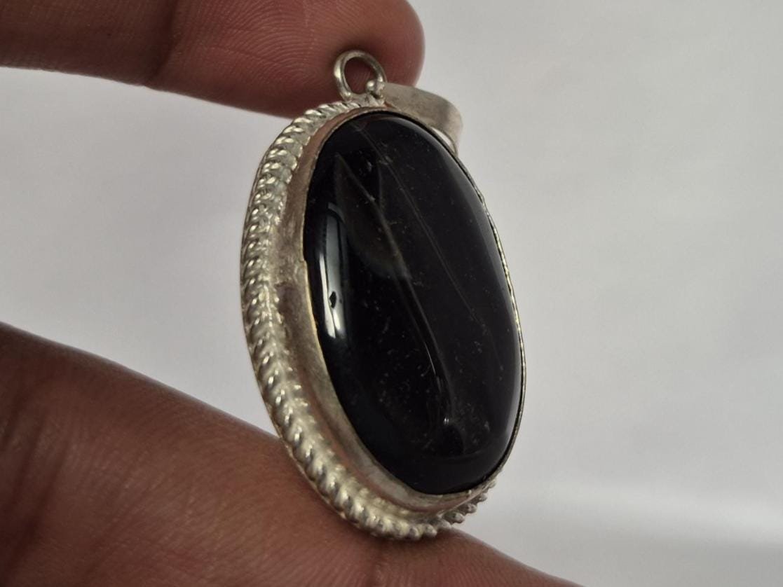 Natural Black Agate Pendant, Black Aqeeq pendant, agate necklace, Natural Gemstone pendant, black stone pendant, gifts for her ,Casual wear - Image 4