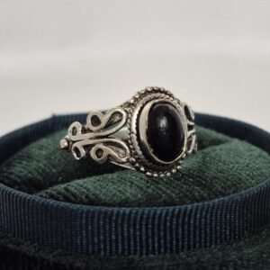 Handmade onyx ring, Black onyx Ring, handmade ring, onyx ring, Everyday ring, Gemstone ring, Unique Gift for her, boho, Gothic jewelry