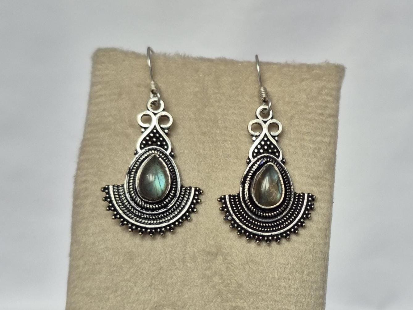 Natural labradorite earrings, Handmade labradorite earrings, flashing gemstone earrings, Handmade Earrings, Gift for her ,Designer Earrings - Image 8