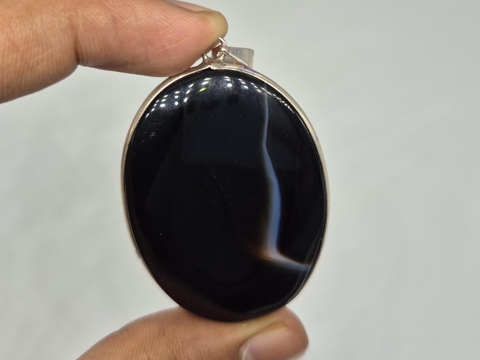 Natural Suleimani Agate Pendant, Black Aqeeq pendant, Banded agate pendant, Handmade Pendant, Sulemani Aqeeq pendant, Everyday wear pendant - Image 2