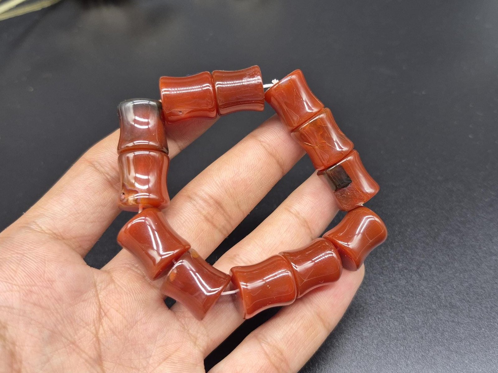 Natural Red Carnelian Agate Bracelet | Stretchable Aqeeq Beads Bracelet | Natural Stone Jewelry | Unisex Gemstone Bracelet | Agate bracelet