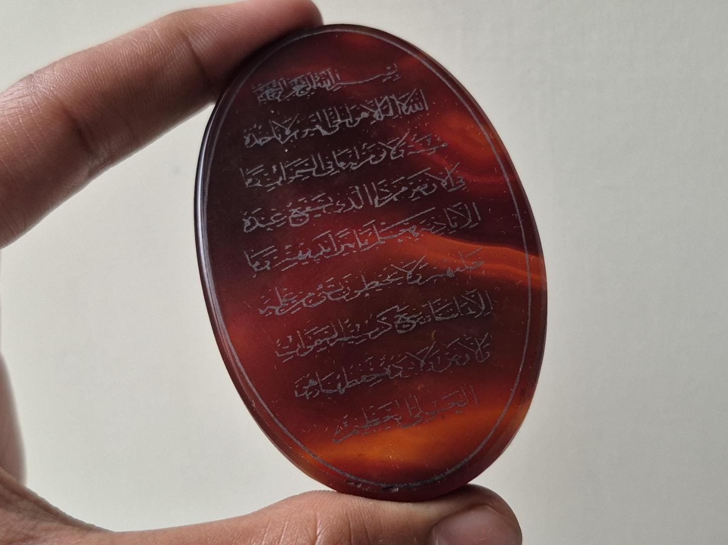 Islamic aqeek(agate) pendant with ayat ul kursi engraved, Unique Islamic Agate pendant , Yemeni Aqeeq Pendant, Red Yemeni Aqeeq - Agate . - Image 3