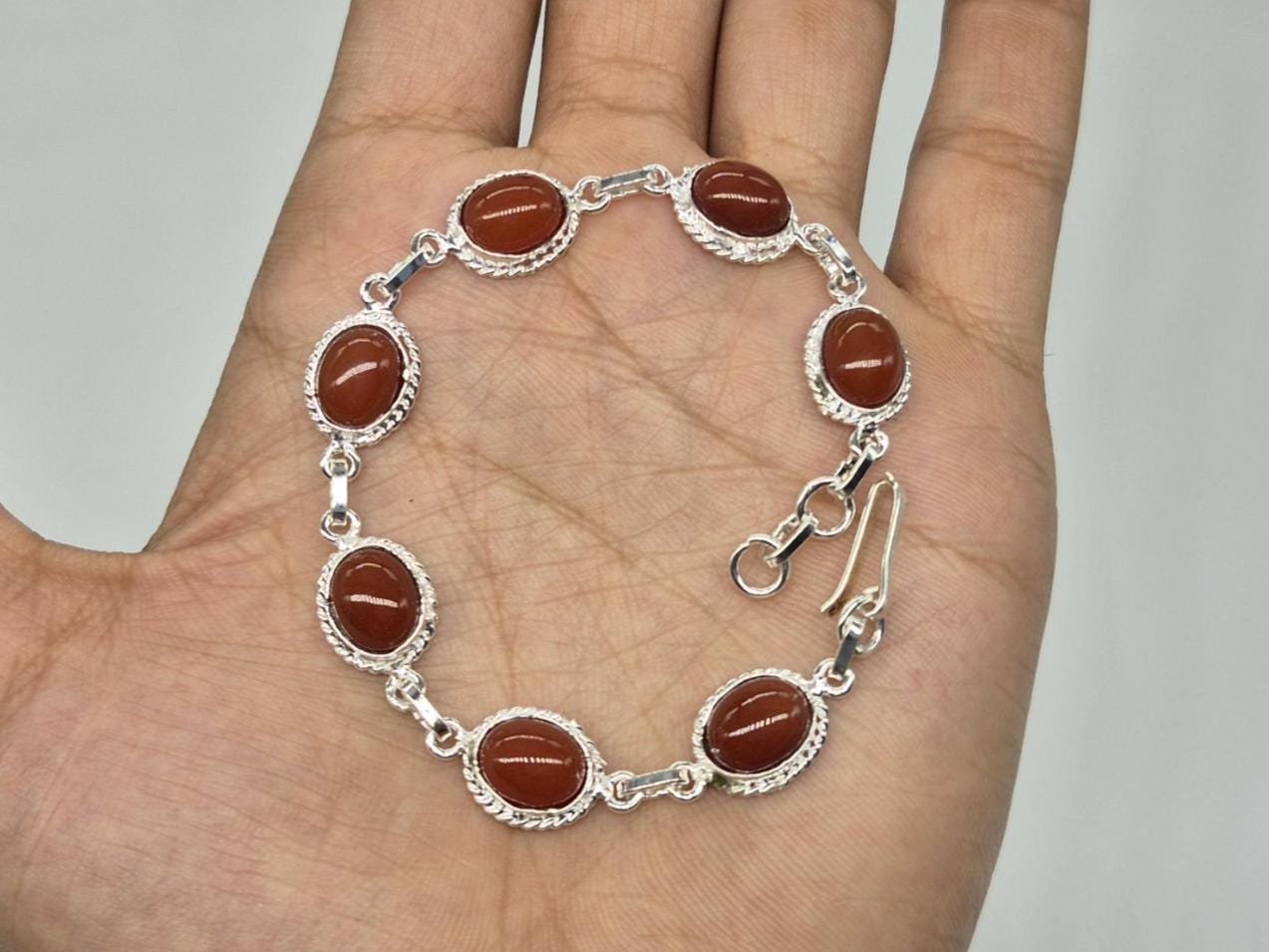 Red Aqeeq (Agate) Bracelet, Adjustable Agate bracelet, red aqeeq bracelet, Handmade aqeeq bracelet, Healing gemstone bracelet, Bracelet gift - Image 8